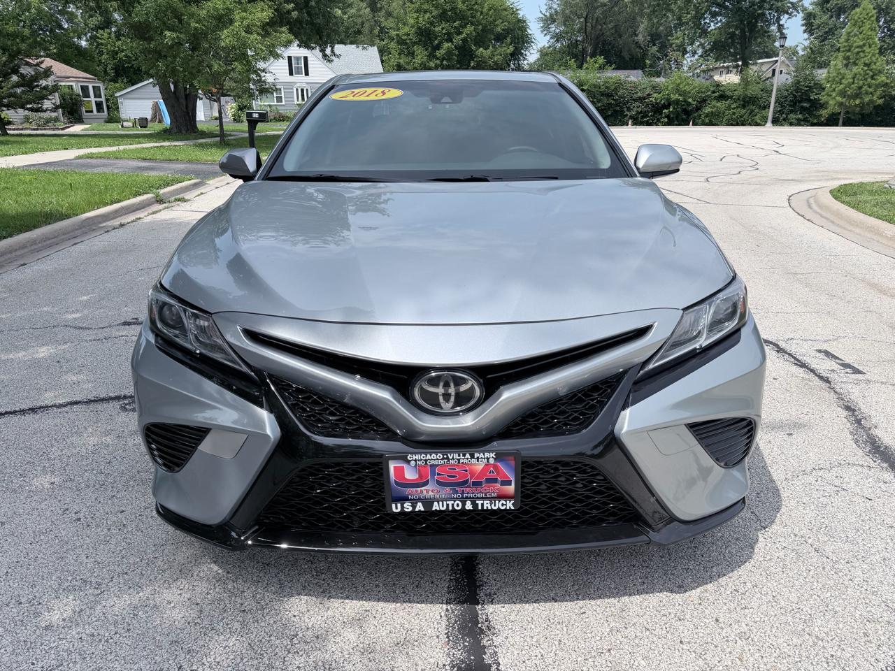 Toyota Camry 4dr Sdn SE Auto V6 2018