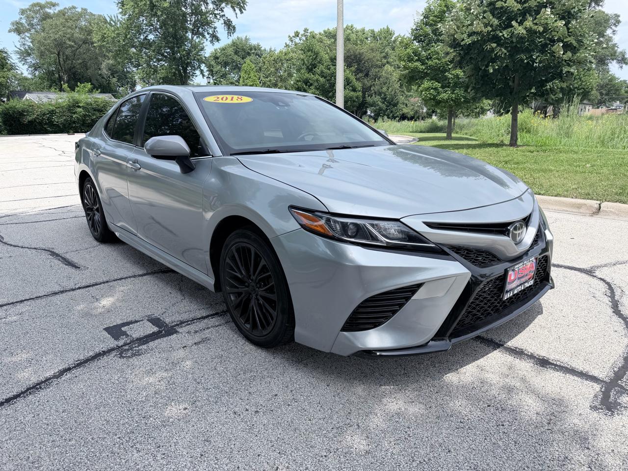 Toyota Camry 4dr Sdn SE Auto V6 2018