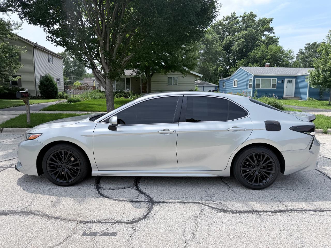 Toyota Camry 4dr Sdn SE Auto V6 2018
