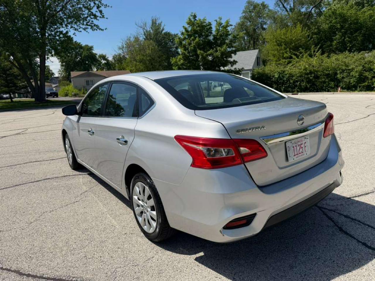 Nissan Sentra S CVT 2019