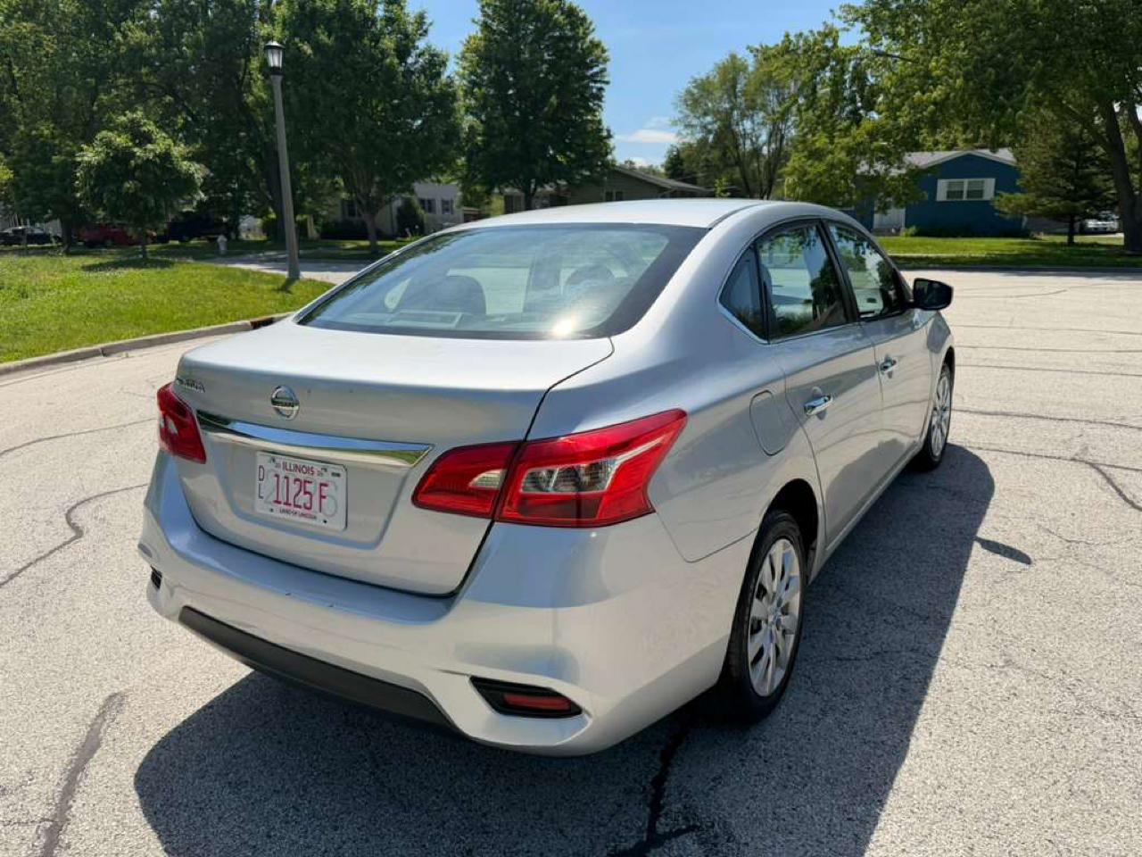 Nissan Sentra S CVT 2019