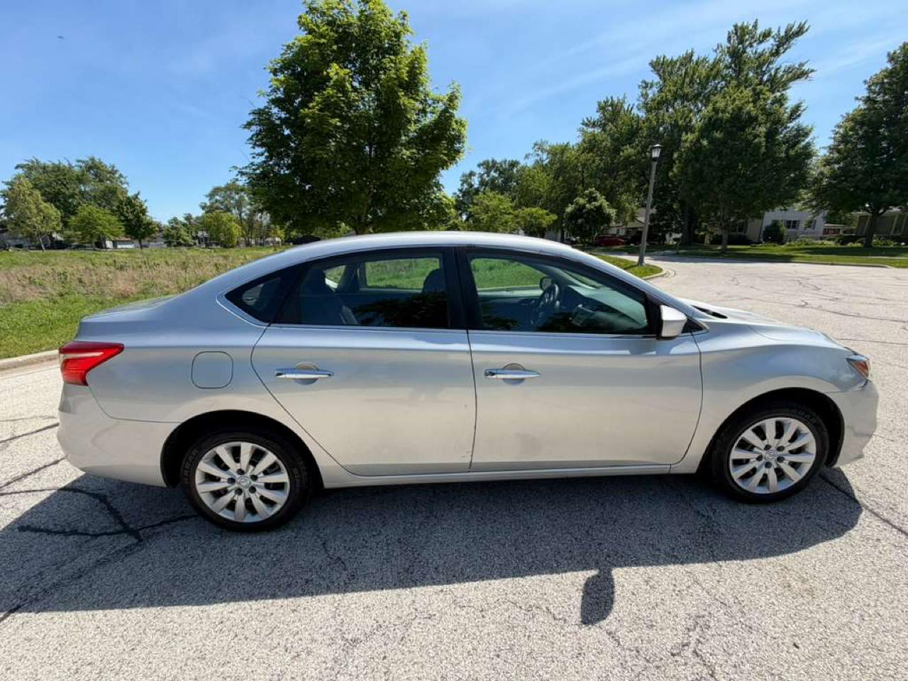 Nissan Sentra S CVT 2019
