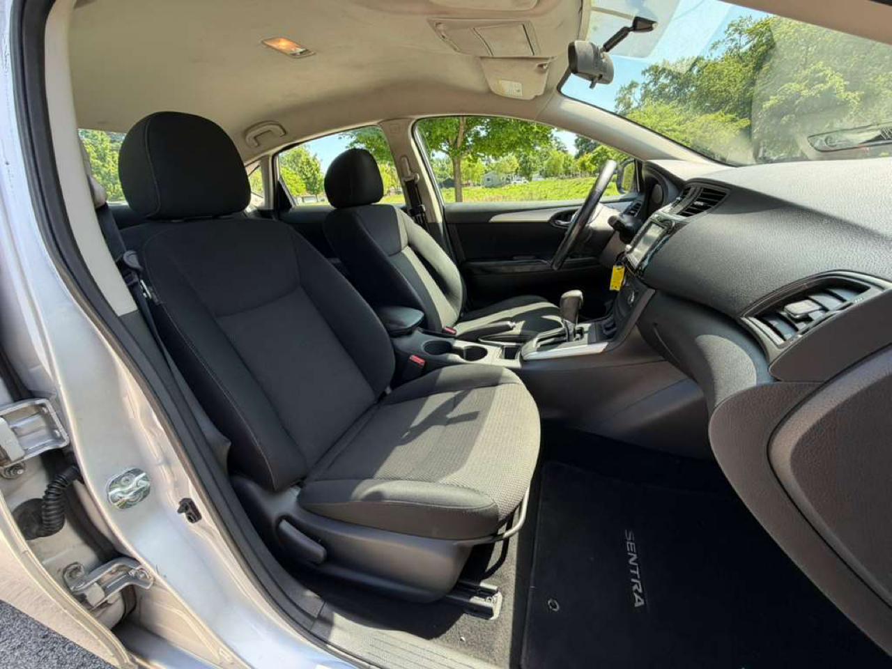 Nissan Sentra S CVT 2019