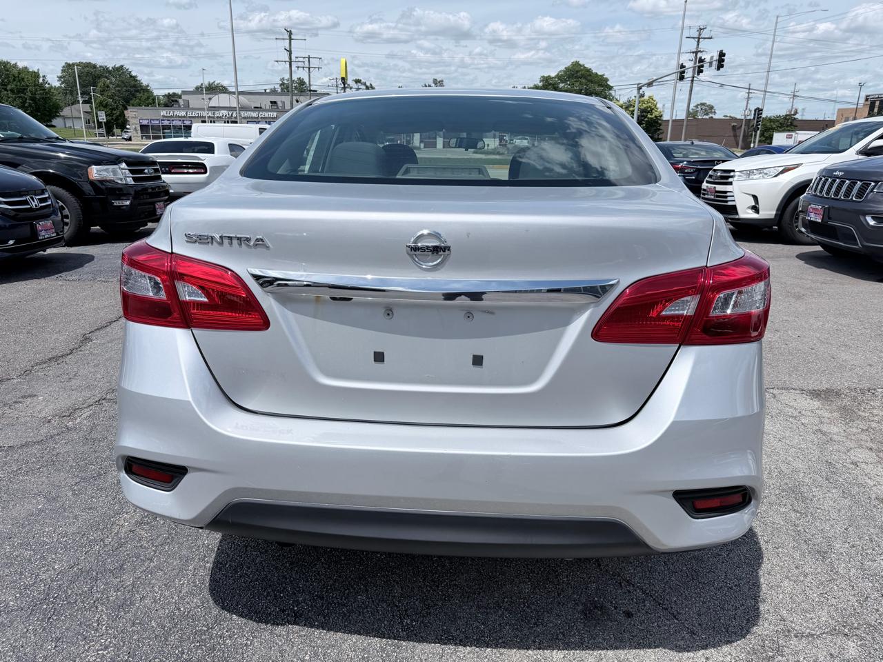 Nissan Sentra S CVT 2019