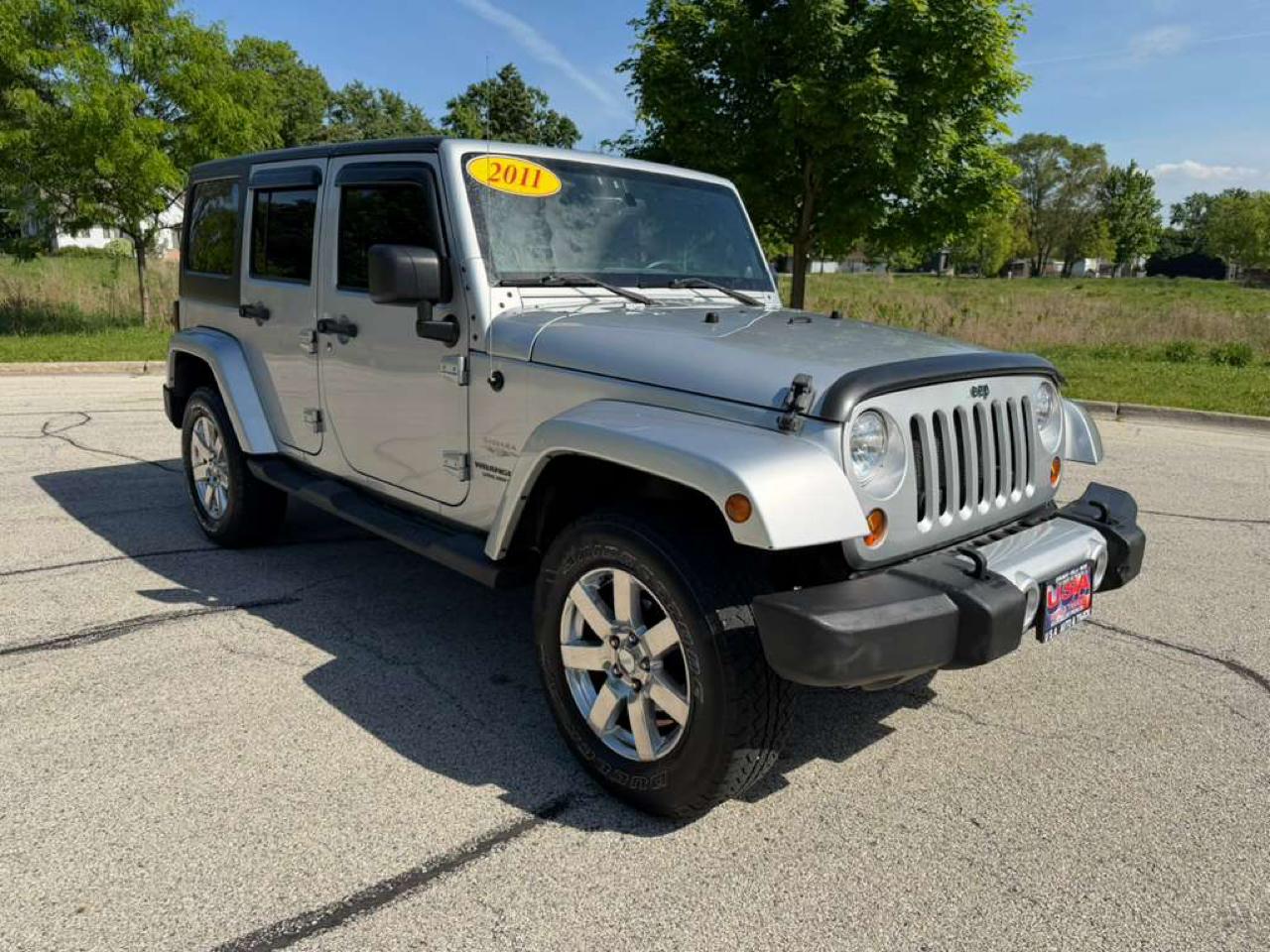Jeep Wrangler Unlimited 4WD 4dr Sahara 2011