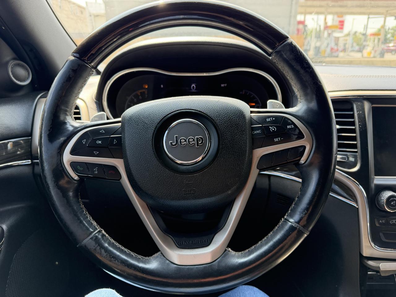 Jeep Grand Cherokee 4WD 4dr Overland 2014