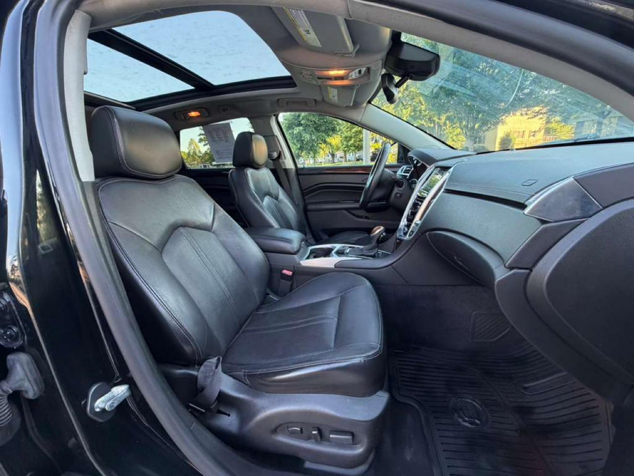 Cadillac SRX FWD 4dr Luxury Collection 2015