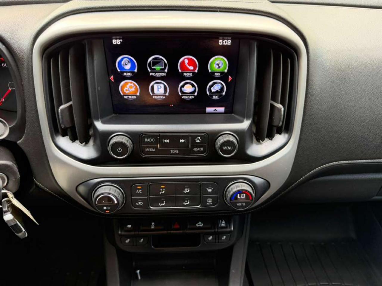 GMC Canyon 2WD Crew Cab 128.3" SLT 2016