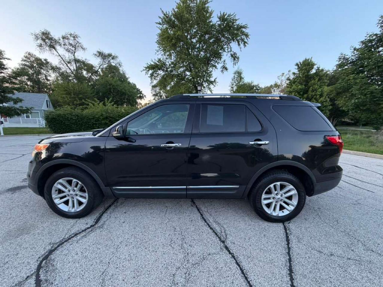 Ford Explorer 4WD 4dr XLT 2013