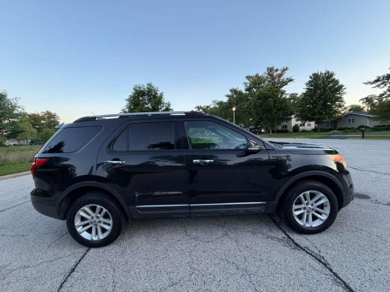Ford Explorer 4WD 4dr XLT 2013