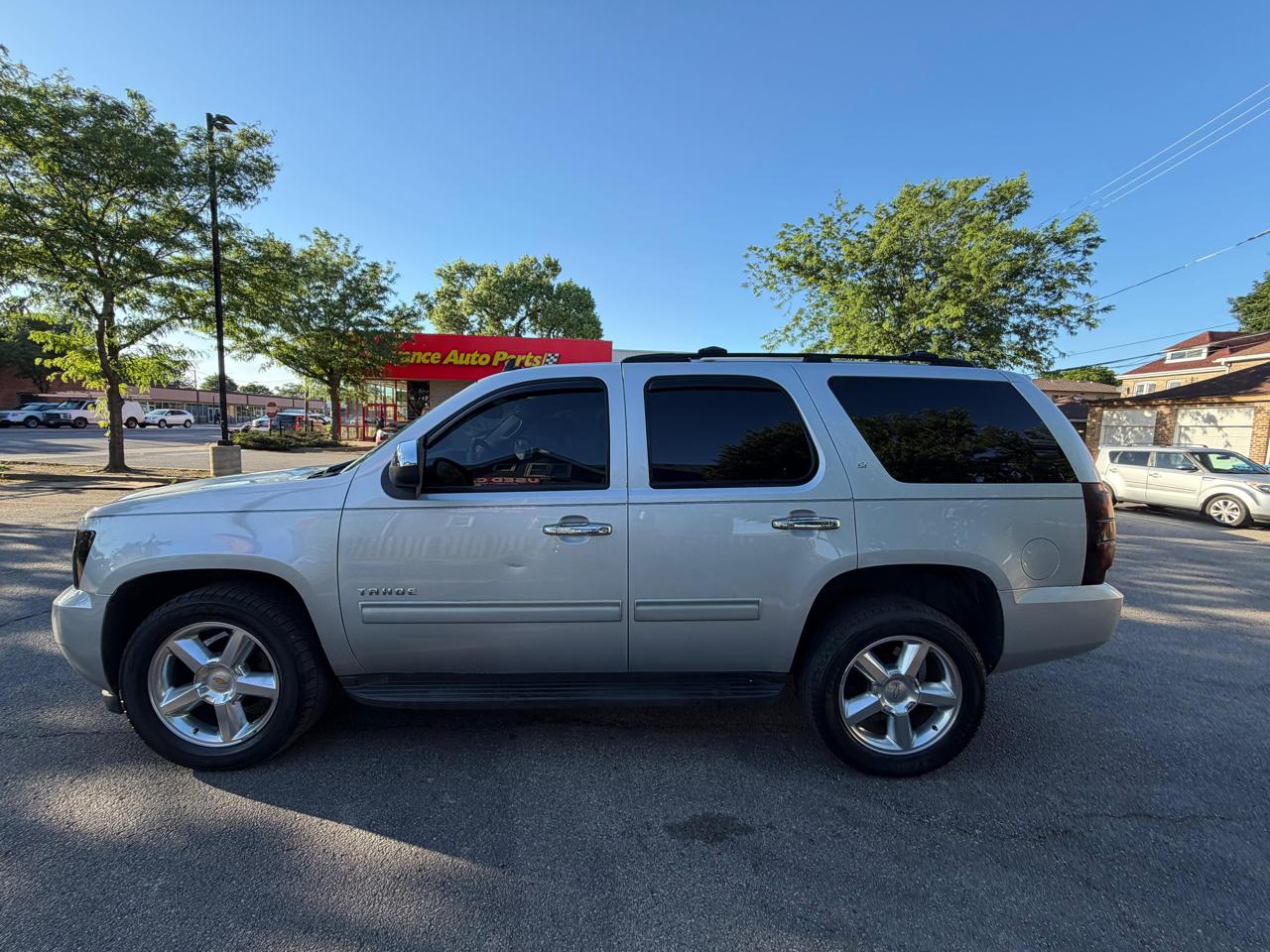 Chevrolet Tahoe 2WD 4dr LT 2014