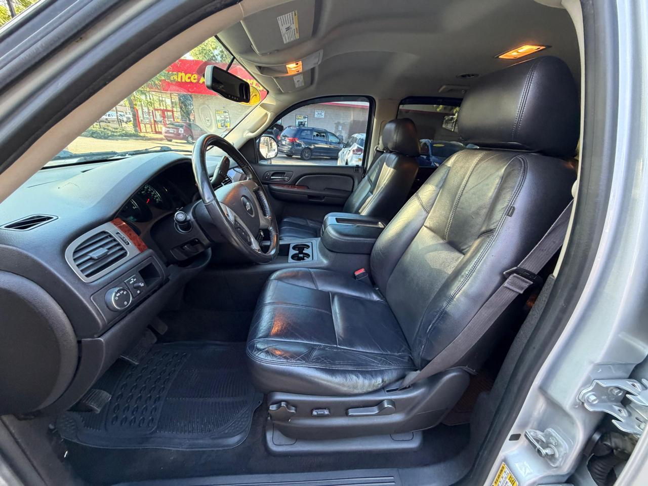 Chevrolet Tahoe 2WD 4dr LT 2014