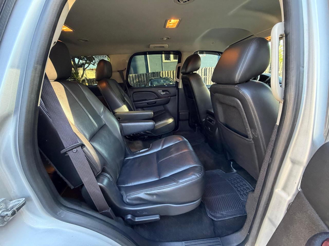 Chevrolet Tahoe 2WD 4dr LT 2014