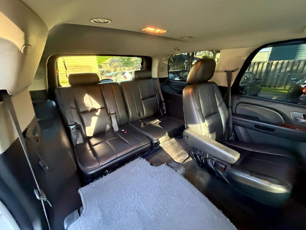 Chevrolet Tahoe 2WD 4dr LT 2014