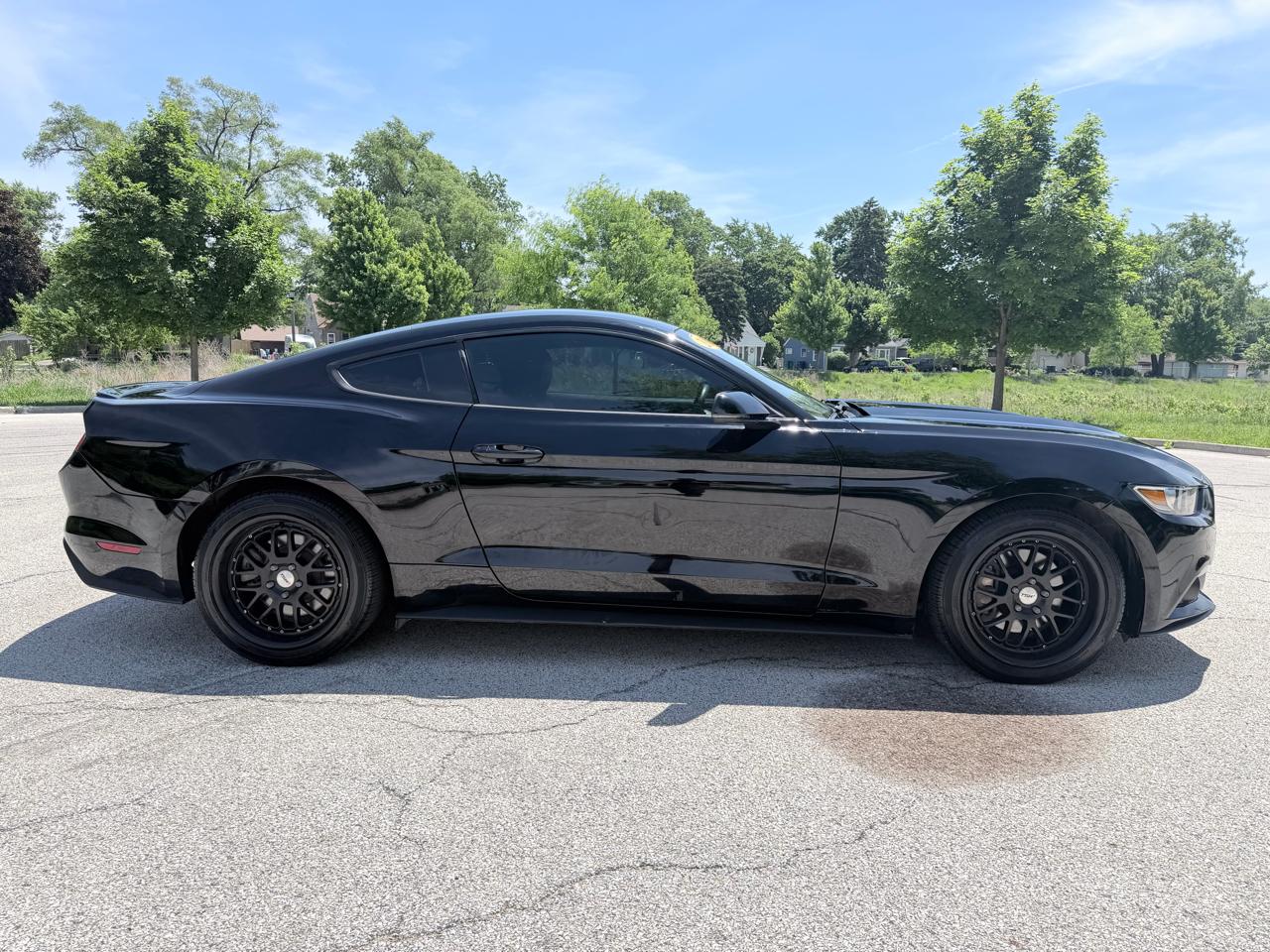 Ford Mustang 2dr Fastback EcoBoost 2016
