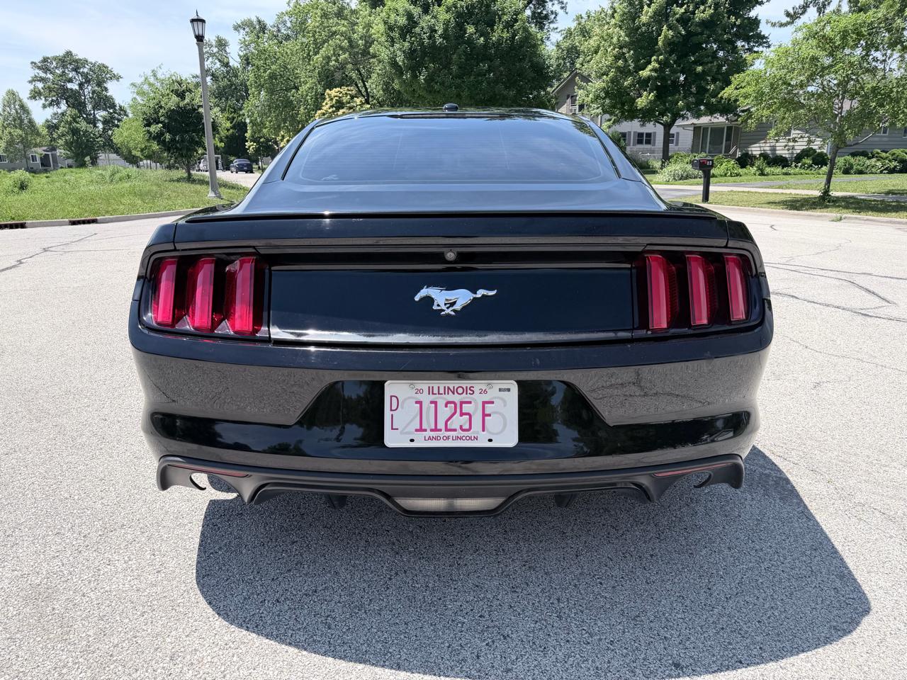 Ford Mustang 2dr Fastback EcoBoost 2016
