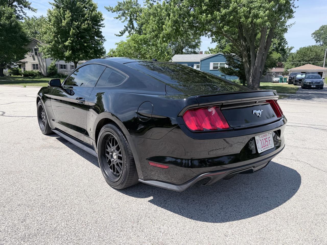 Ford Mustang 2dr Fastback EcoBoost 2016