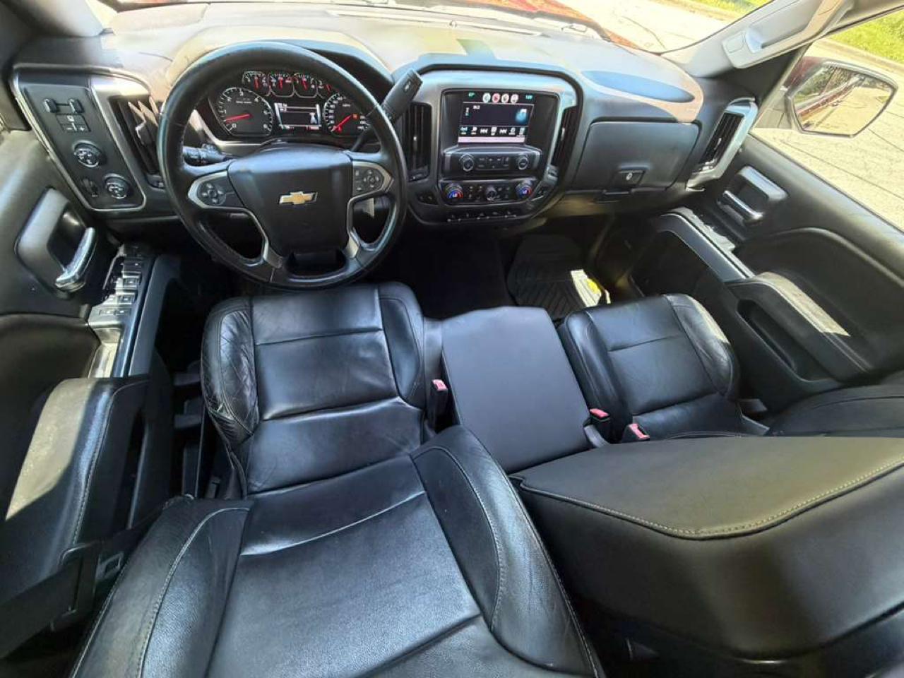 Chevrolet Silverado 1500 4WD Crew Cab 143.5" LT w/2LT 2016