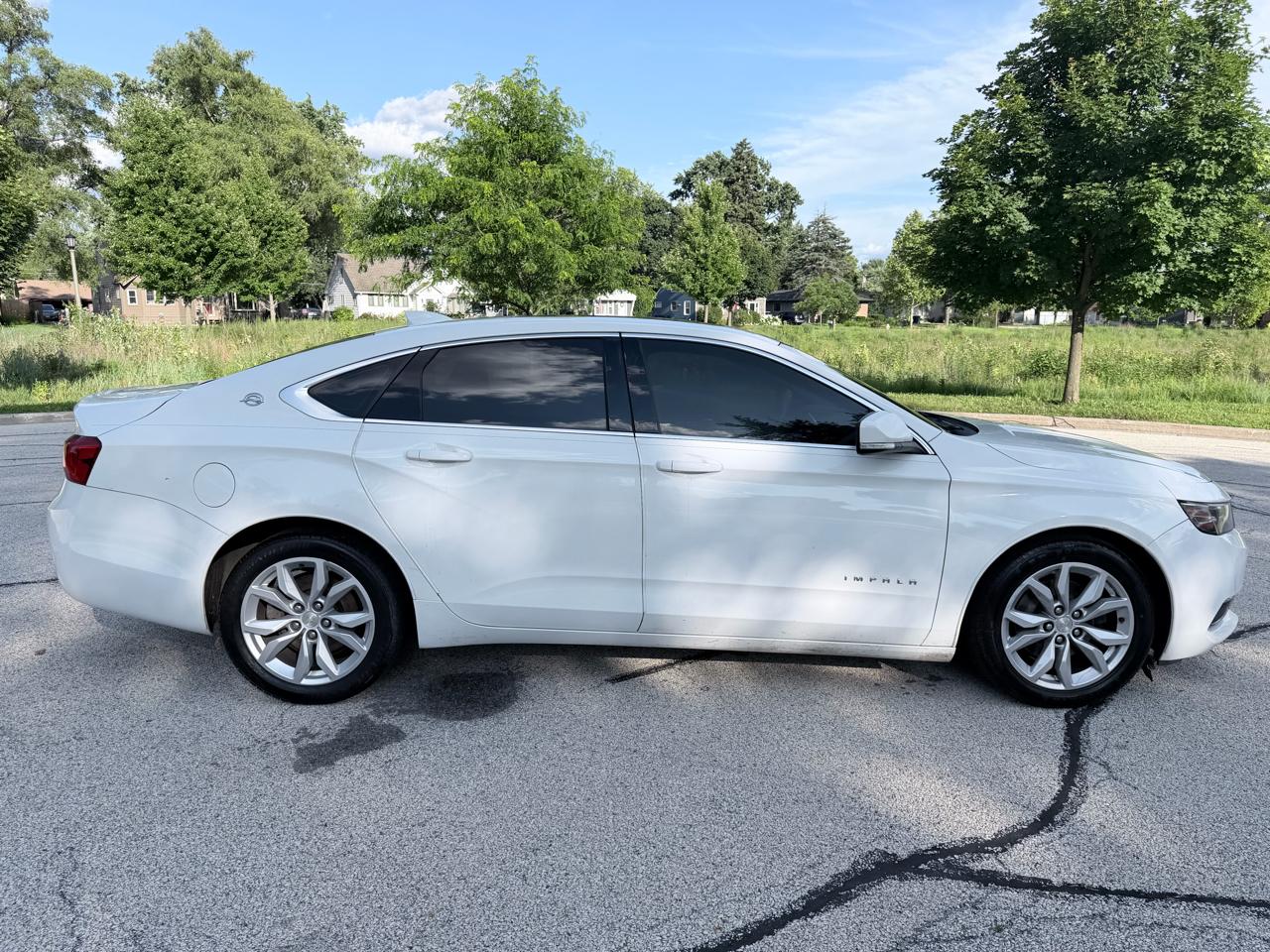 Chevrolet Impala 4dr Sdn LT w/1LT 2016