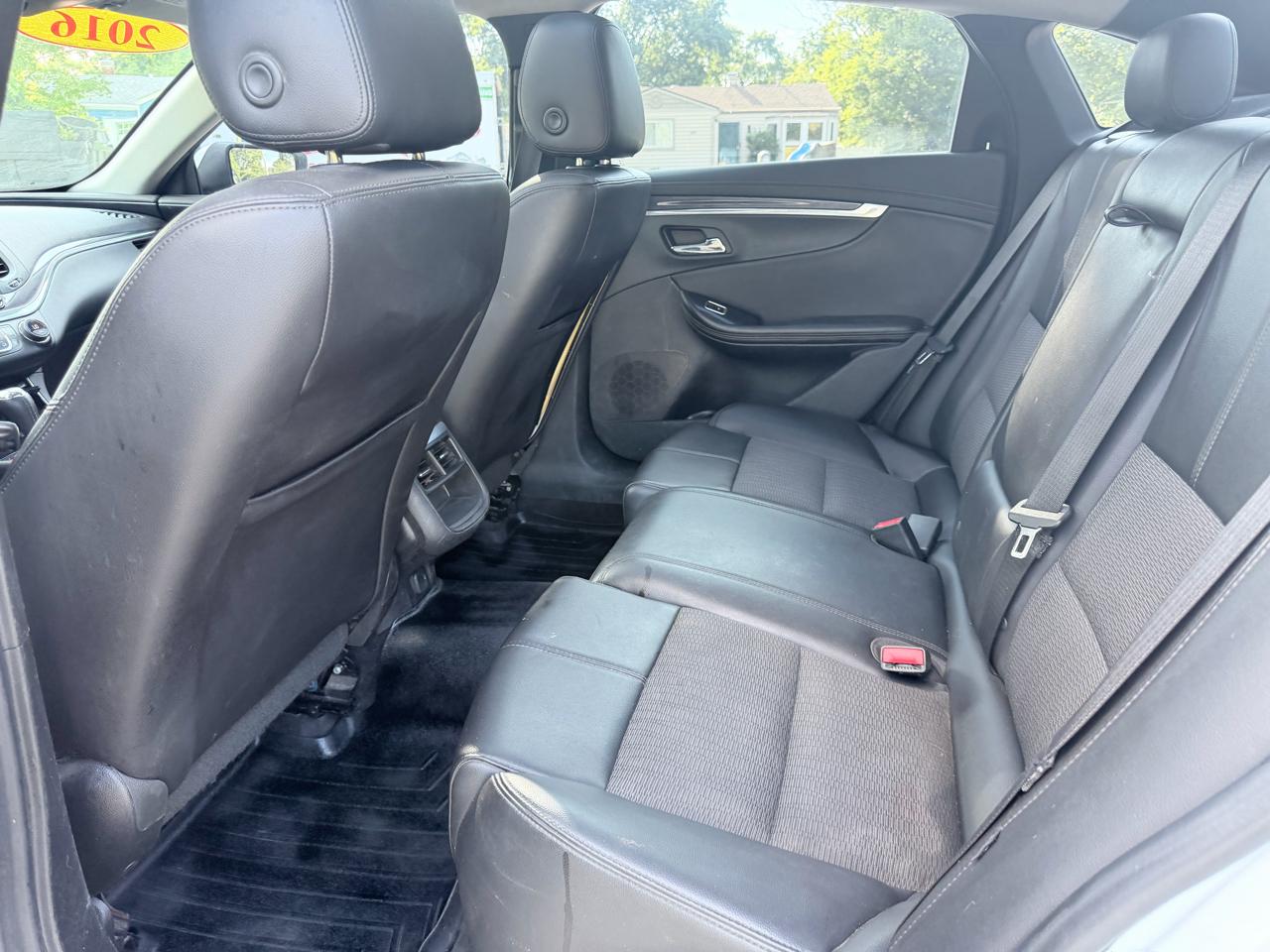 Chevrolet Impala 4dr Sdn LT w/1LT 2016