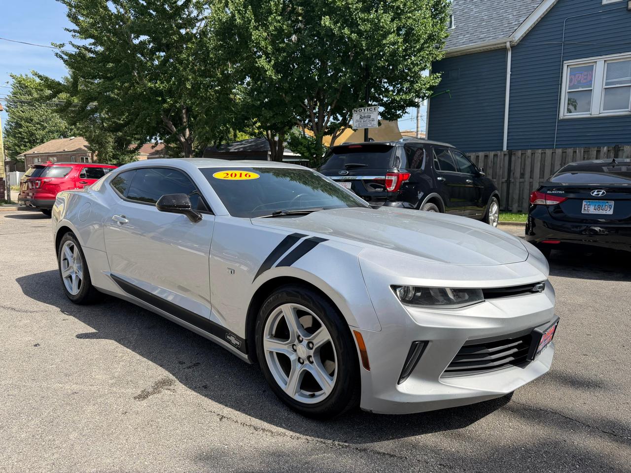 Chevrolet Camaro 2dr Cpe 1LT 2016