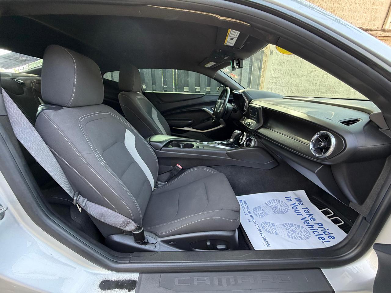Chevrolet Camaro 2dr Cpe 1LT 2016