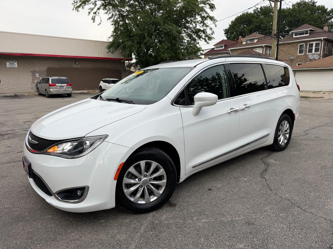 Chrysler Pacifica Touring-L FWD 2017