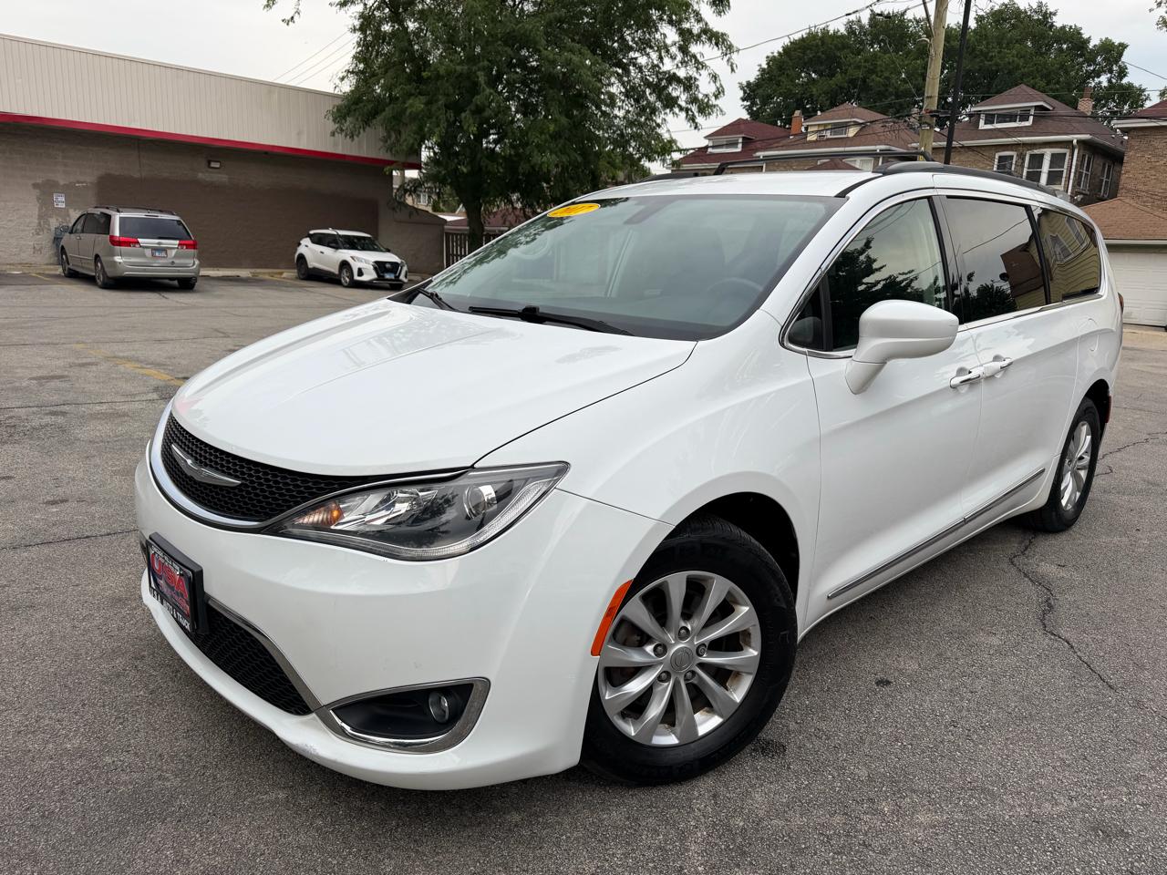 Chrysler Pacifica Touring-L FWD 2017