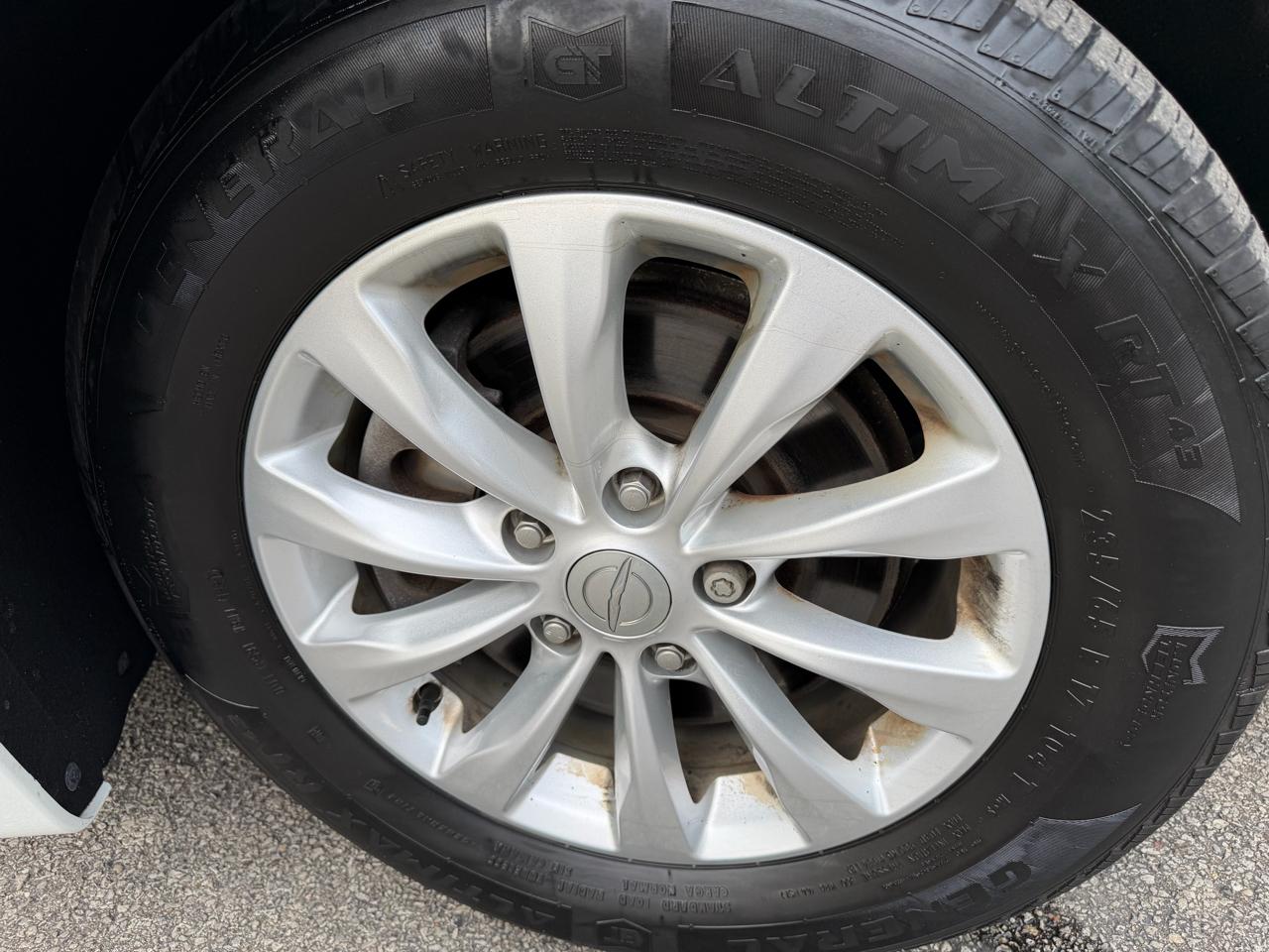 Chrysler Pacifica Touring-L FWD 2017