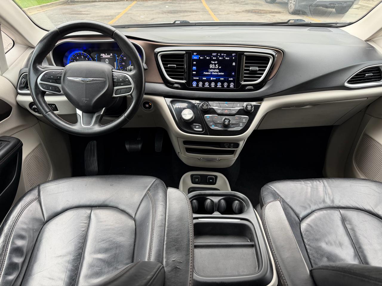 Chrysler Pacifica Touring-L FWD 2017