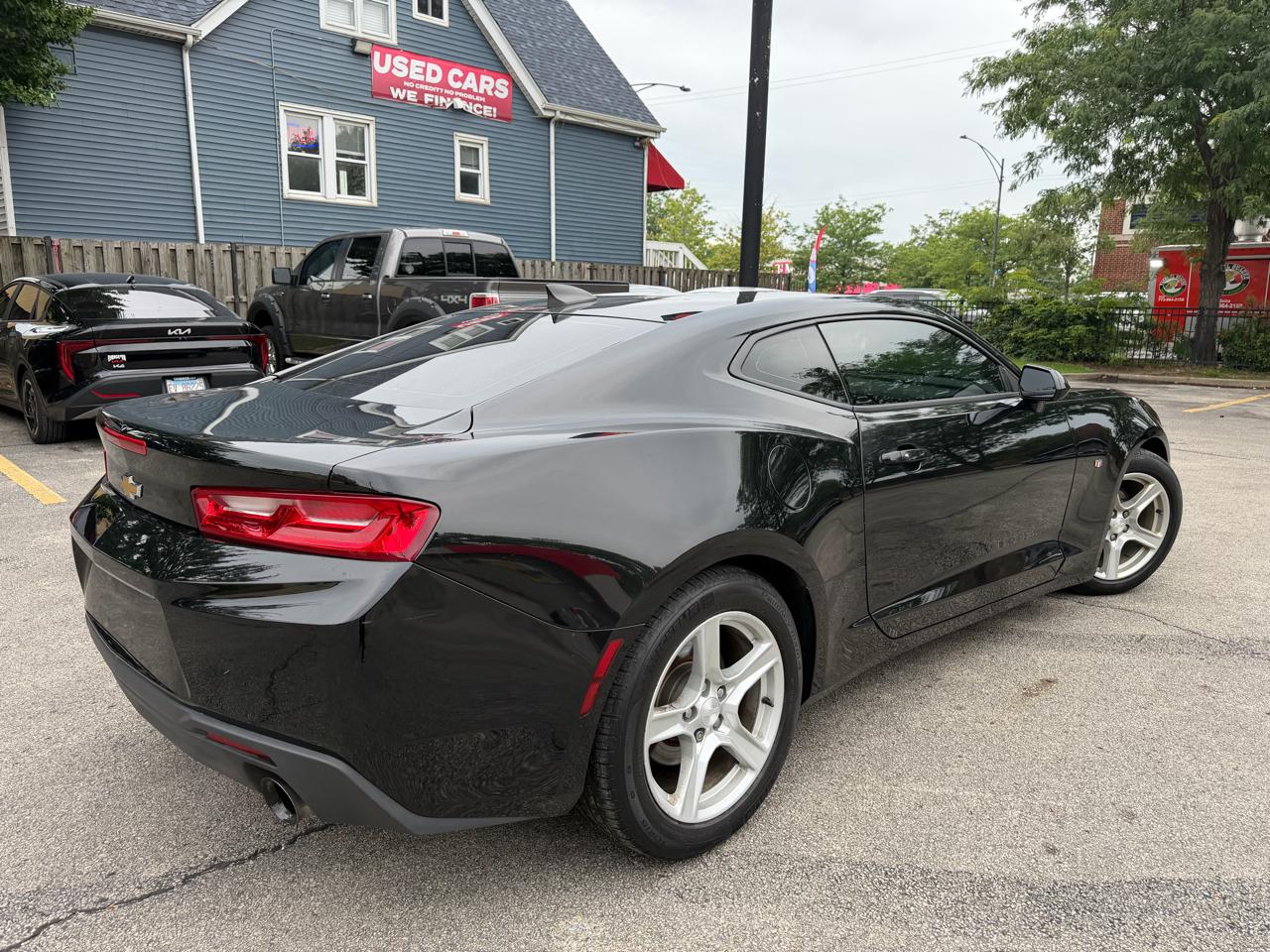 Chevrolet Camaro 2dr Cpe 1LT 2018