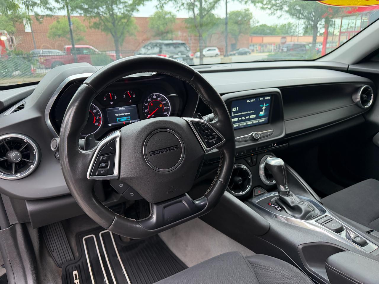 Chevrolet Camaro 2dr Cpe 1LT 2018