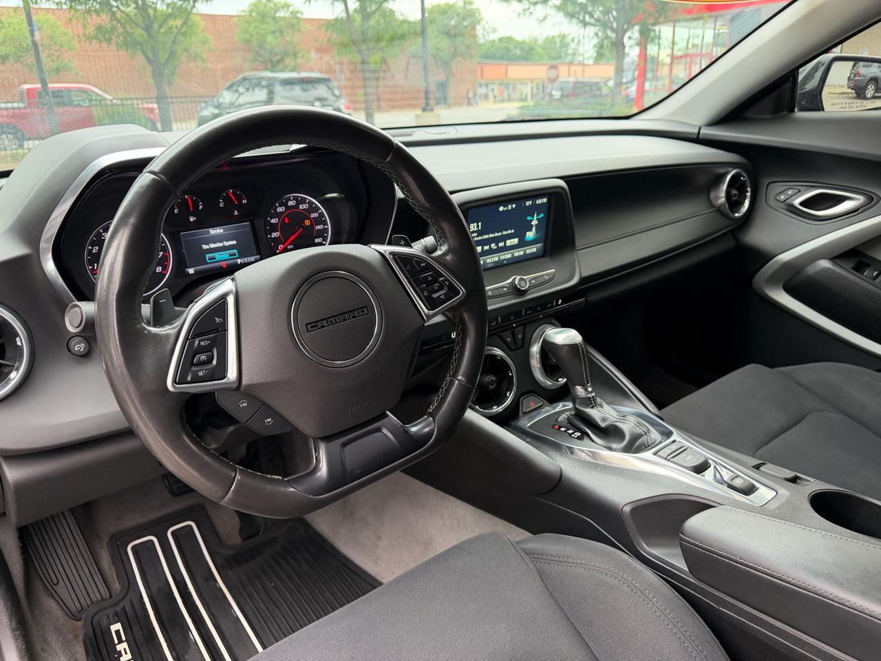 Chevrolet Camaro 2dr Cpe 1LT 2018