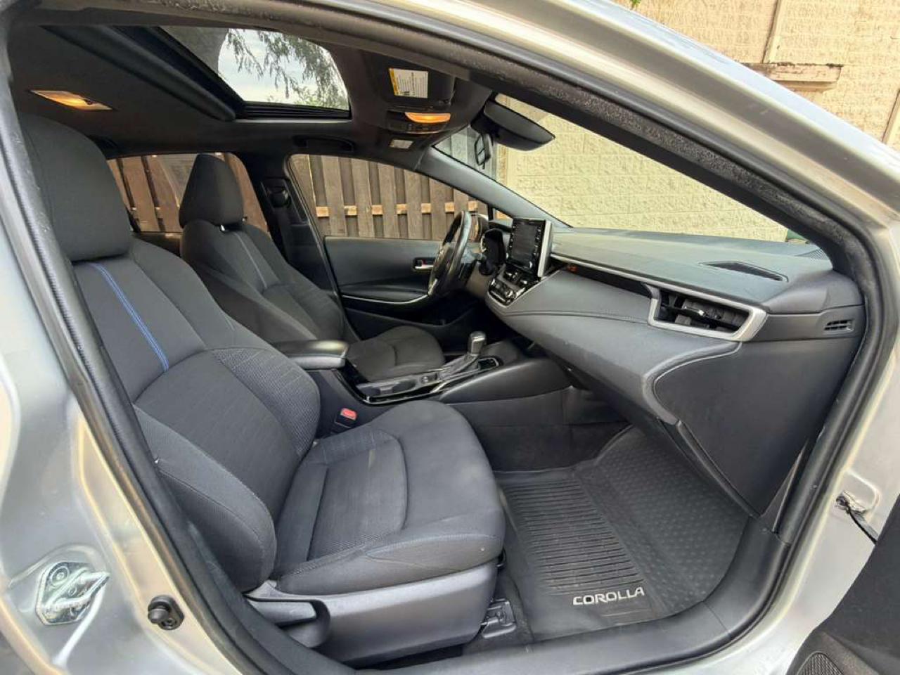 Toyota Corolla SE CVT (Natl) 2020