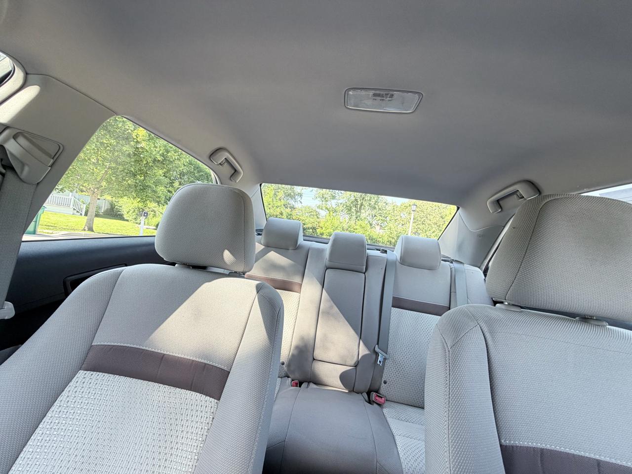 Toyota Camry 4dr Sdn I4 Auto XLE (Natl) 2013