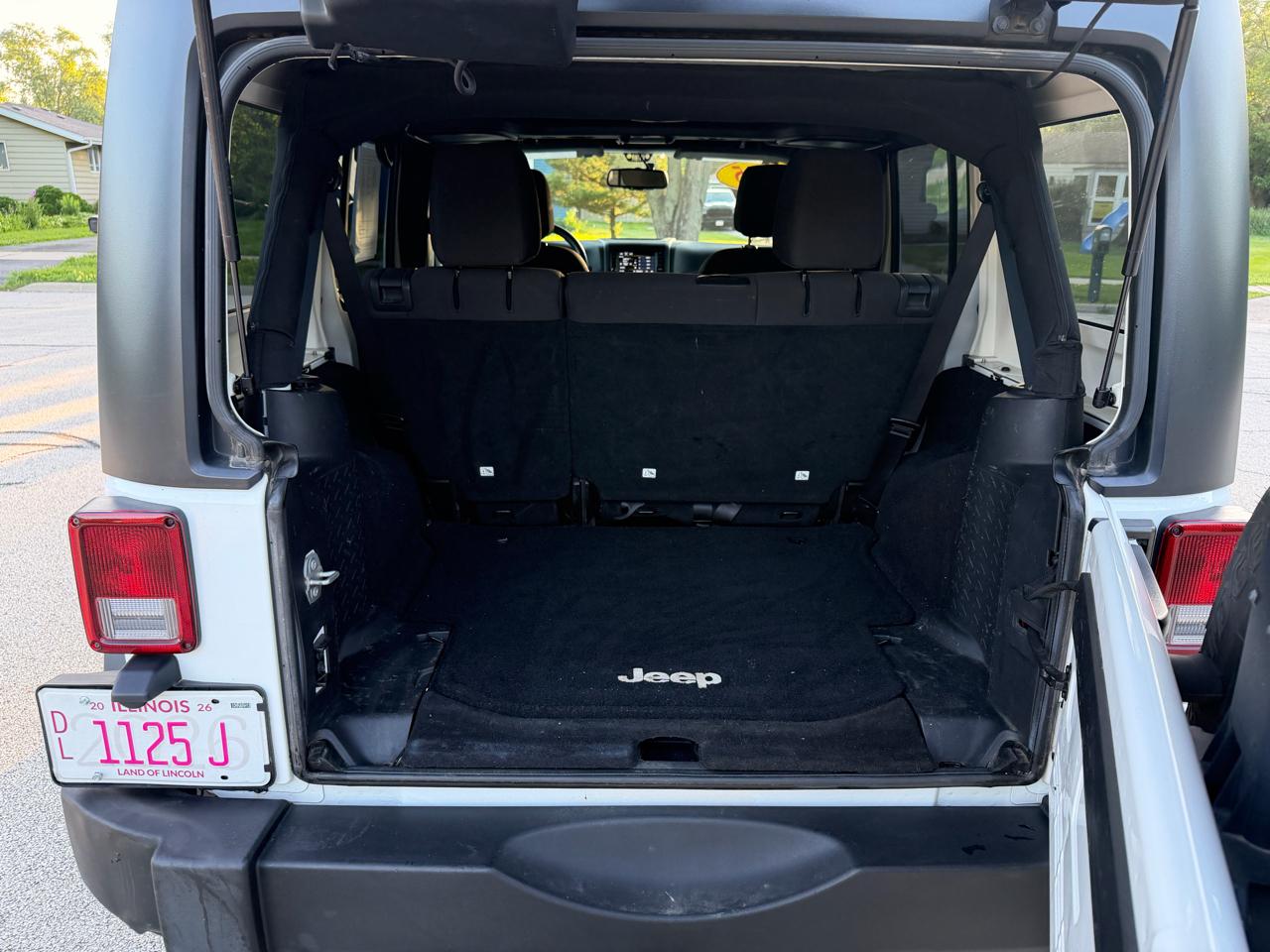 Jeep Wrangler Unlimited 4WD 4dr Sport 2015