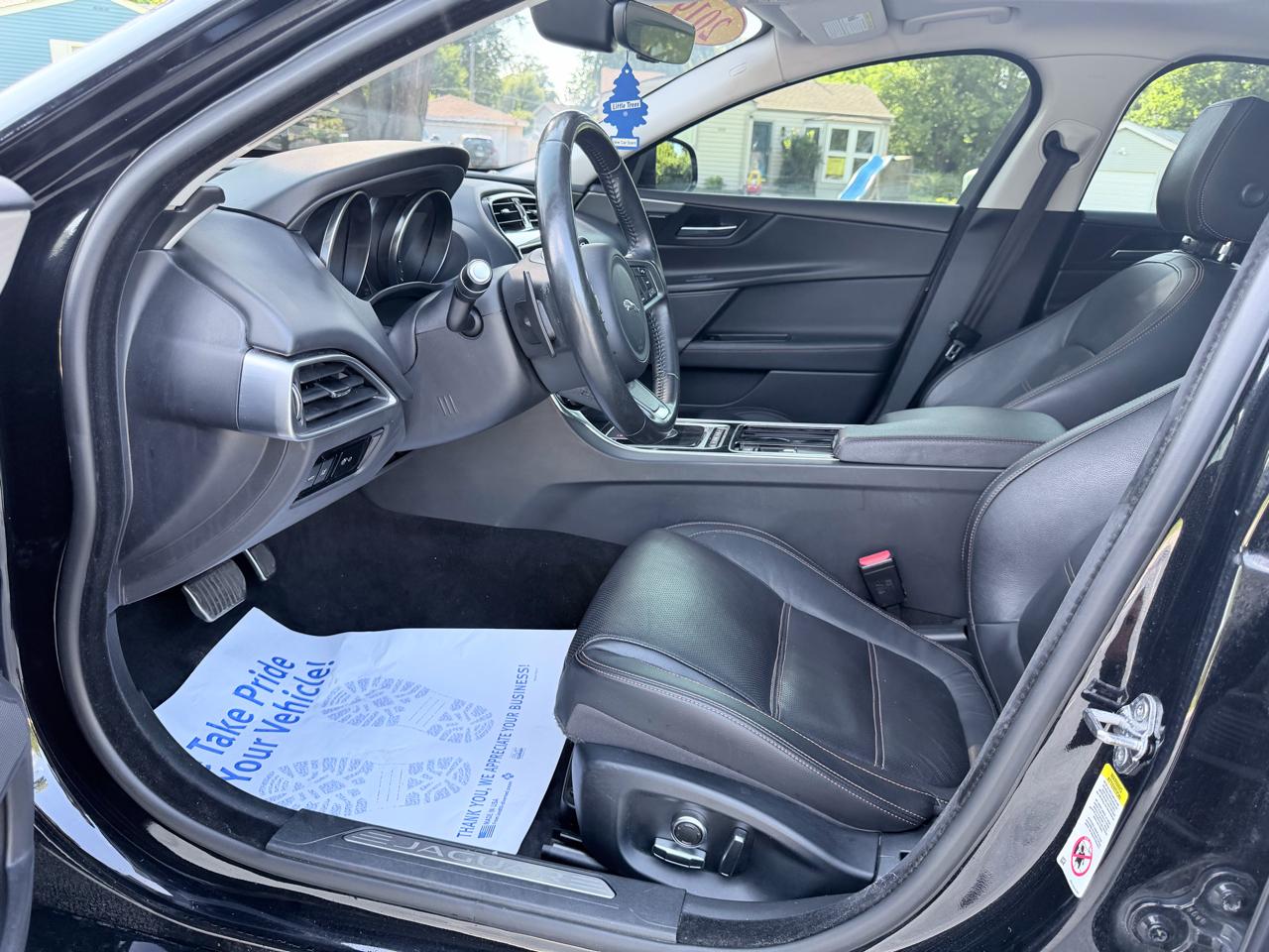 Jaguar XE 25t Prestige AWD 2019