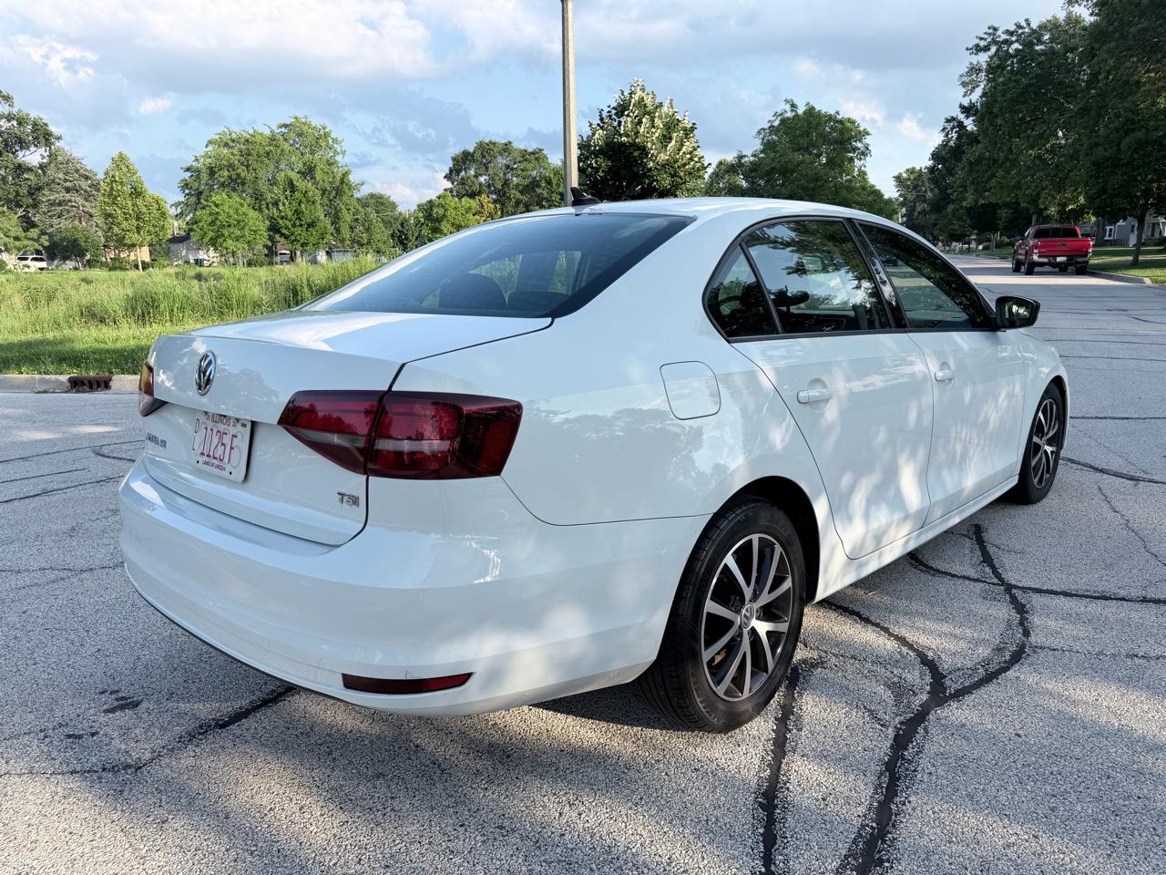 Volkswagen Jetta Sedan 4dr Auto 1.4T SE 2016