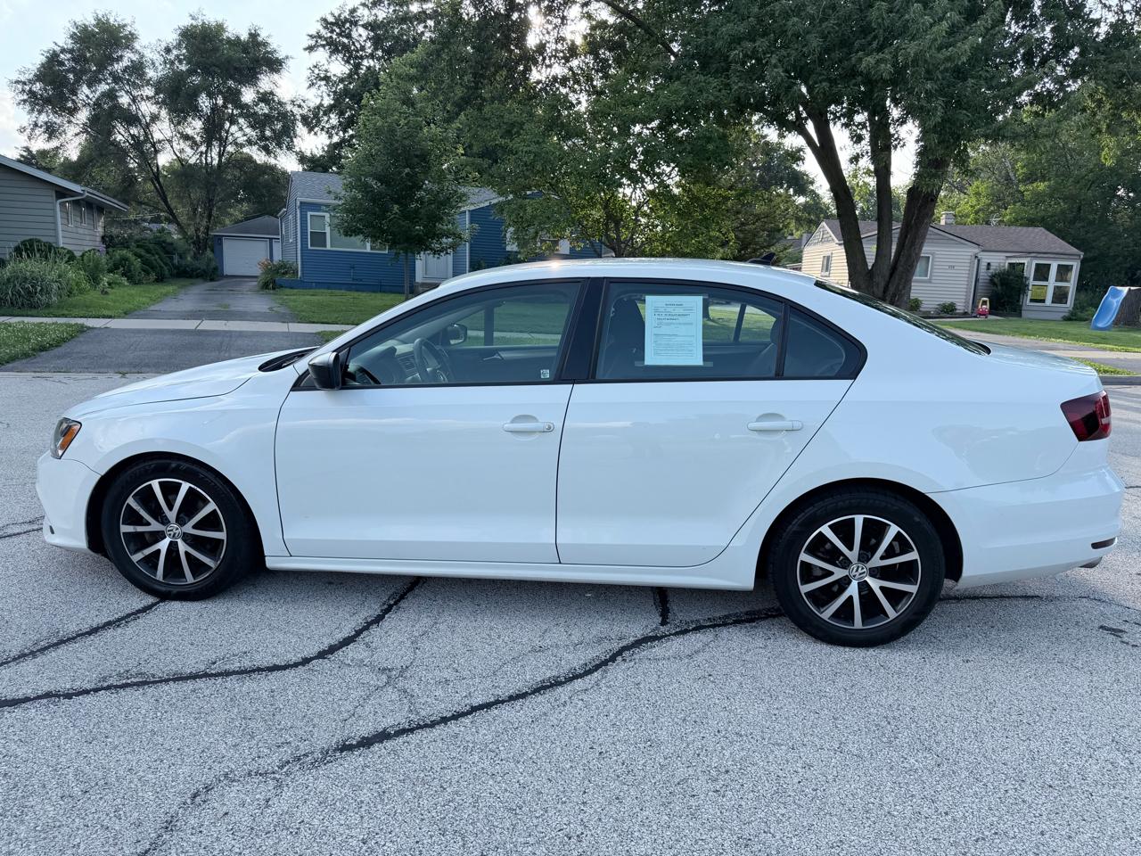 Volkswagen Jetta Sedan 4dr Auto 1.4T SE 2016