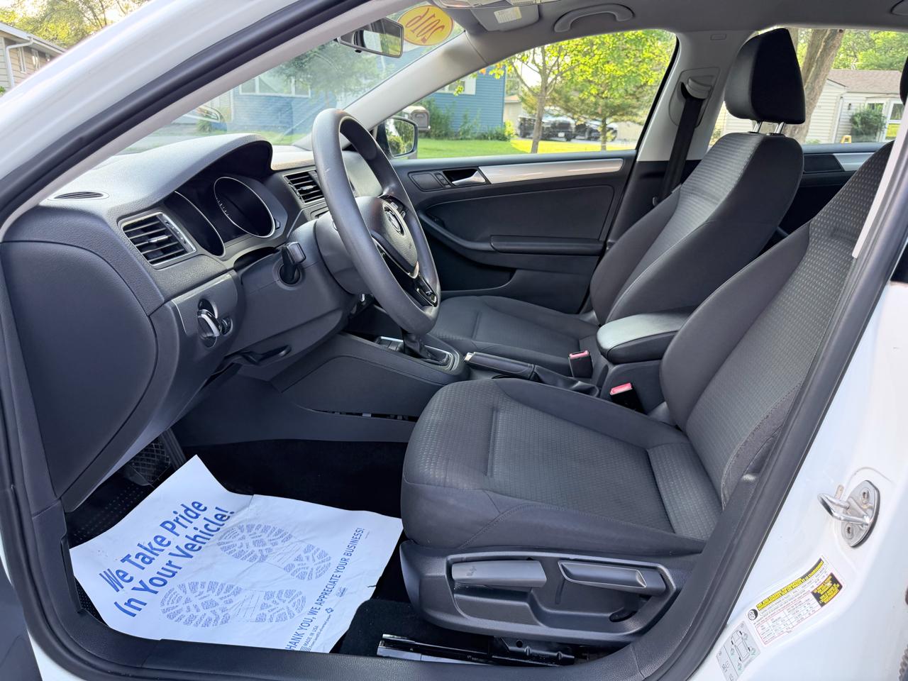 Volkswagen Jetta Sedan 4dr Auto 1.4T SE 2016