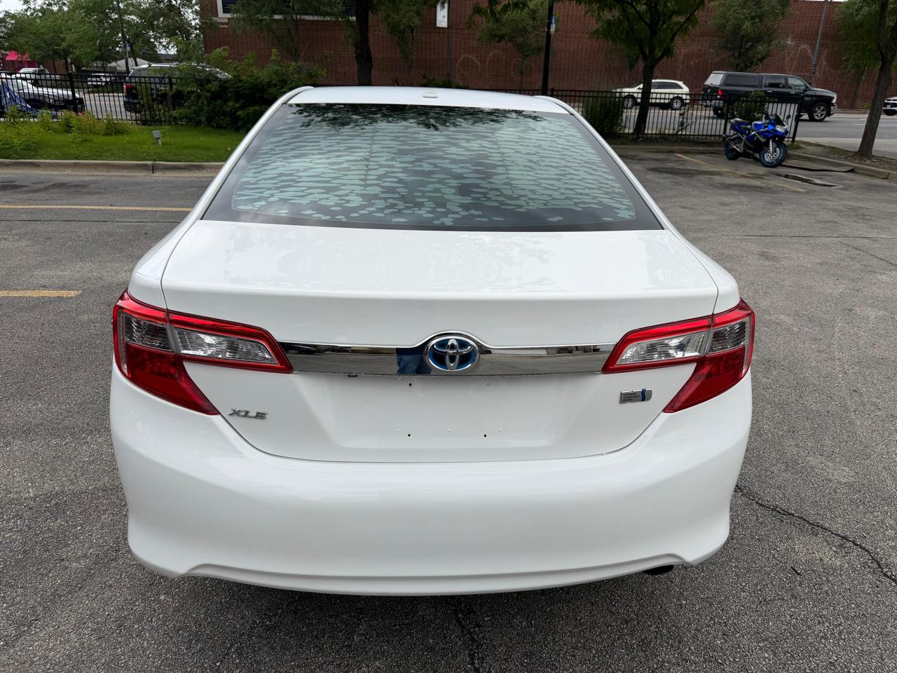 Toyota Camry Hybrid 4dr Sdn XLE (Natl) 2013