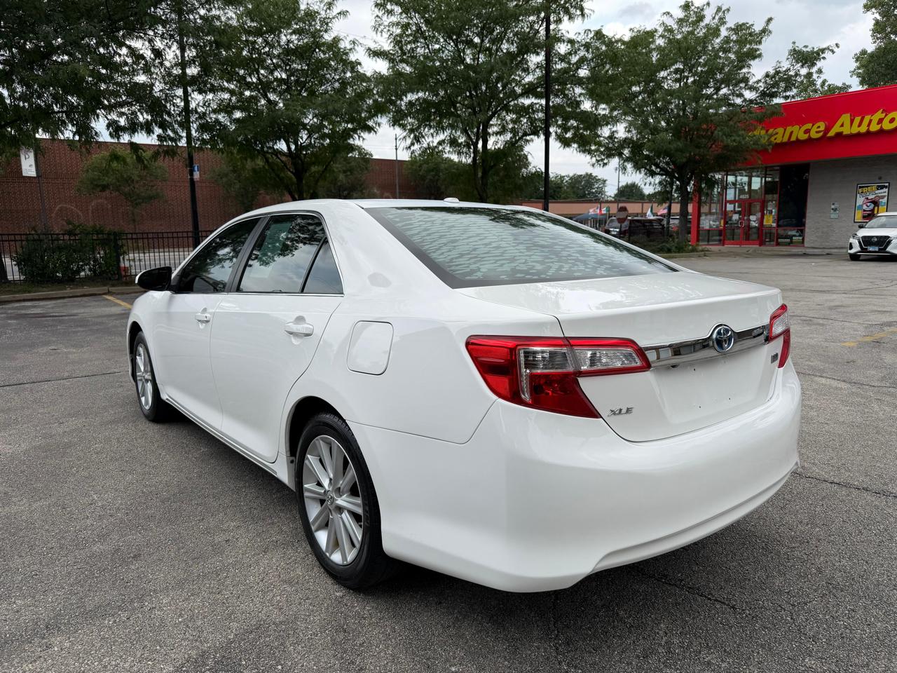 Toyota Camry Hybrid 4dr Sdn XLE (Natl) 2013
