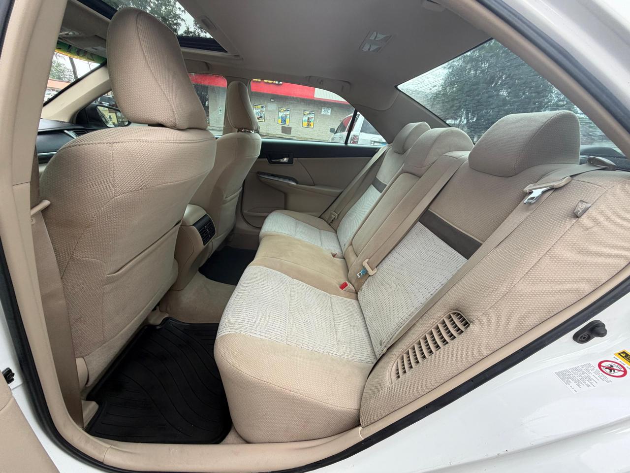 Toyota Camry Hybrid 4dr Sdn XLE (Natl) 2013