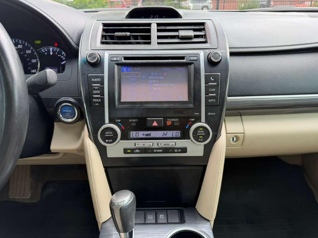Toyota Camry Hybrid 4dr Sdn XLE (Natl) 2013