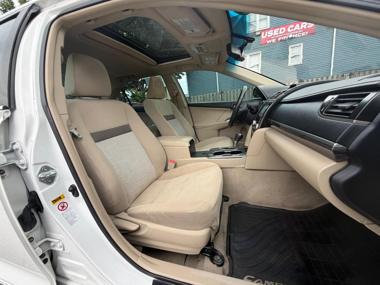 Toyota Camry Hybrid 4dr Sdn XLE (Natl) 2013