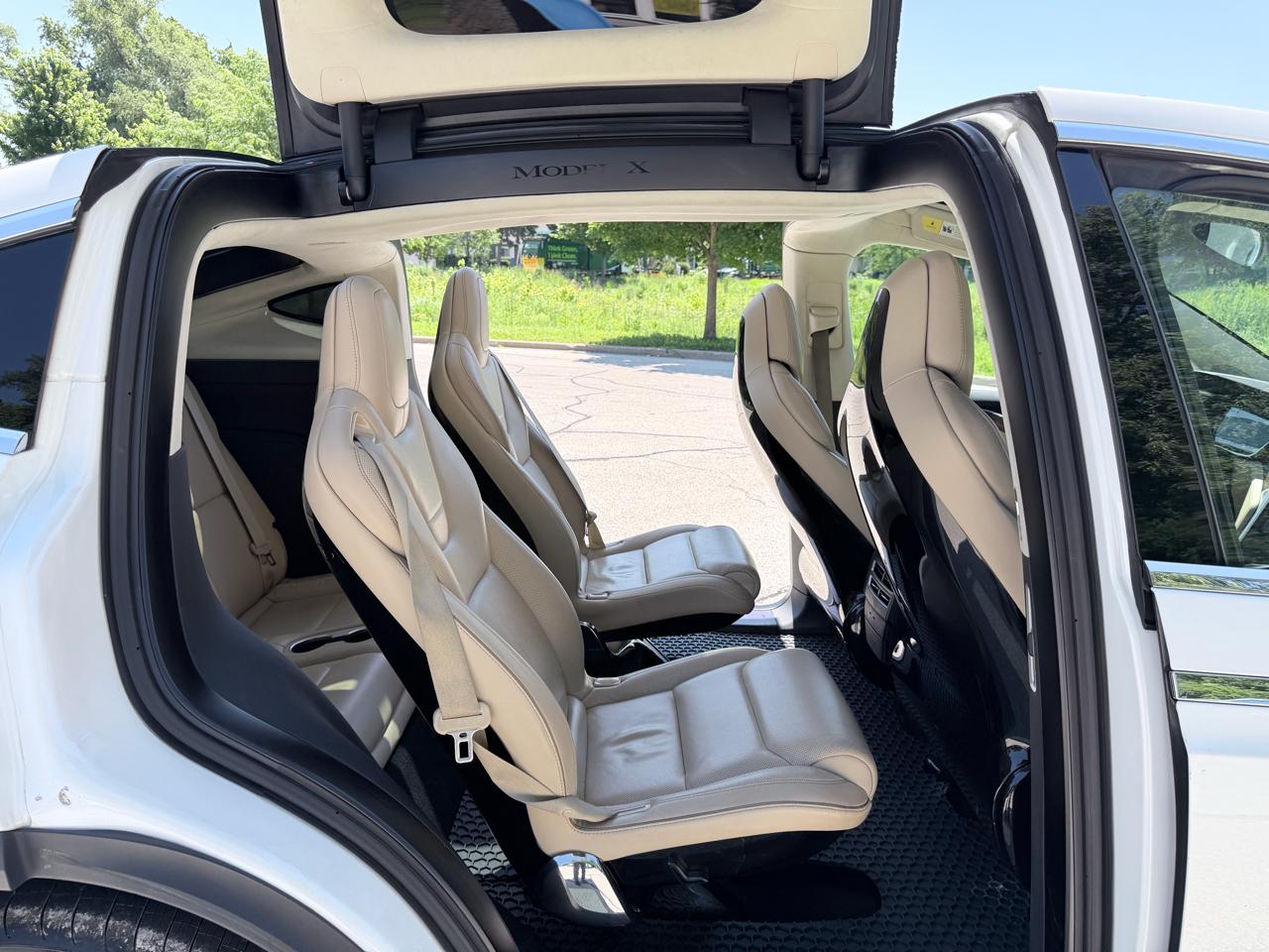 Tesla Model X AWD 4dr 90D 2016