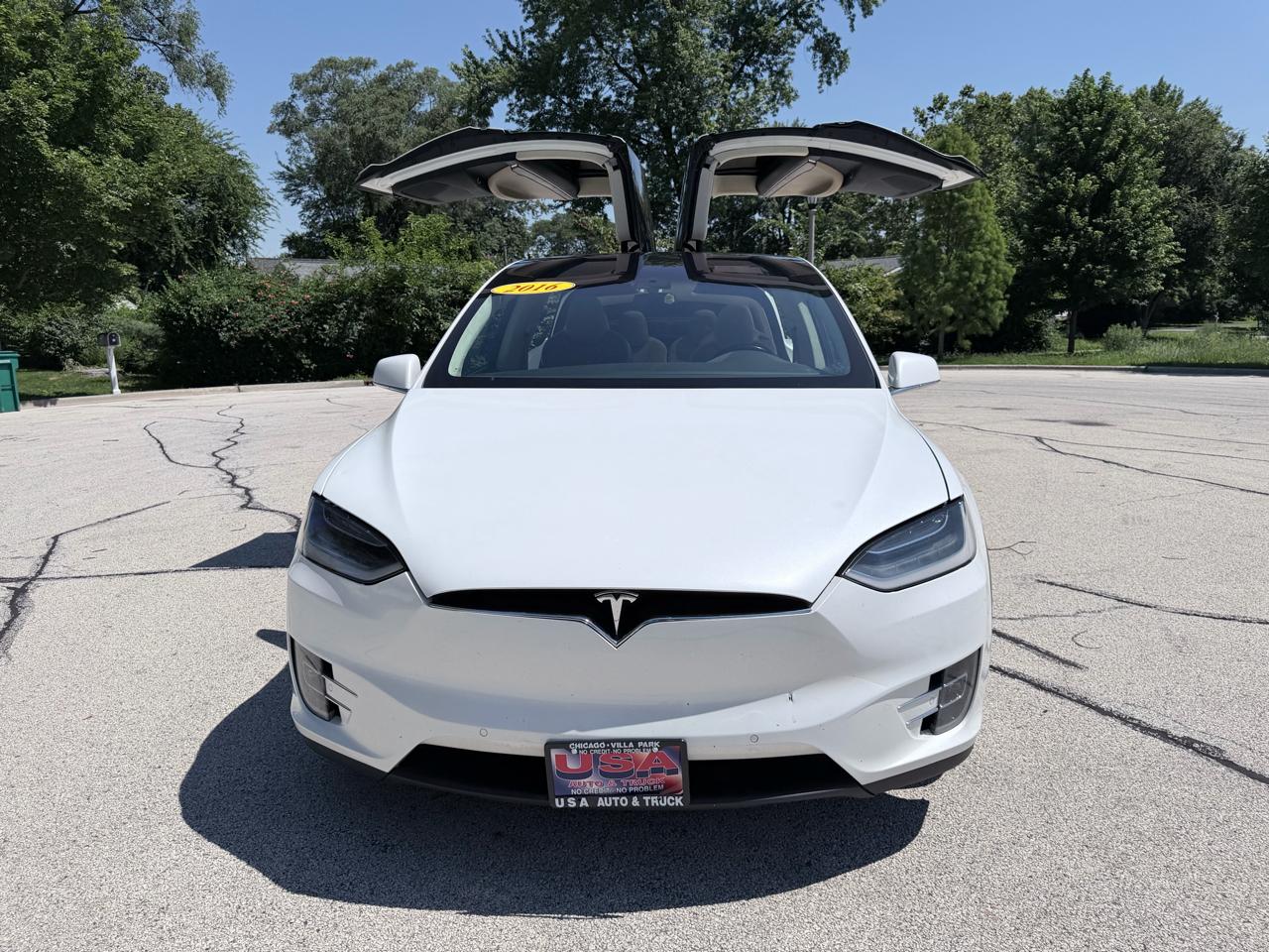 Tesla Model X AWD 4dr 90D 2016