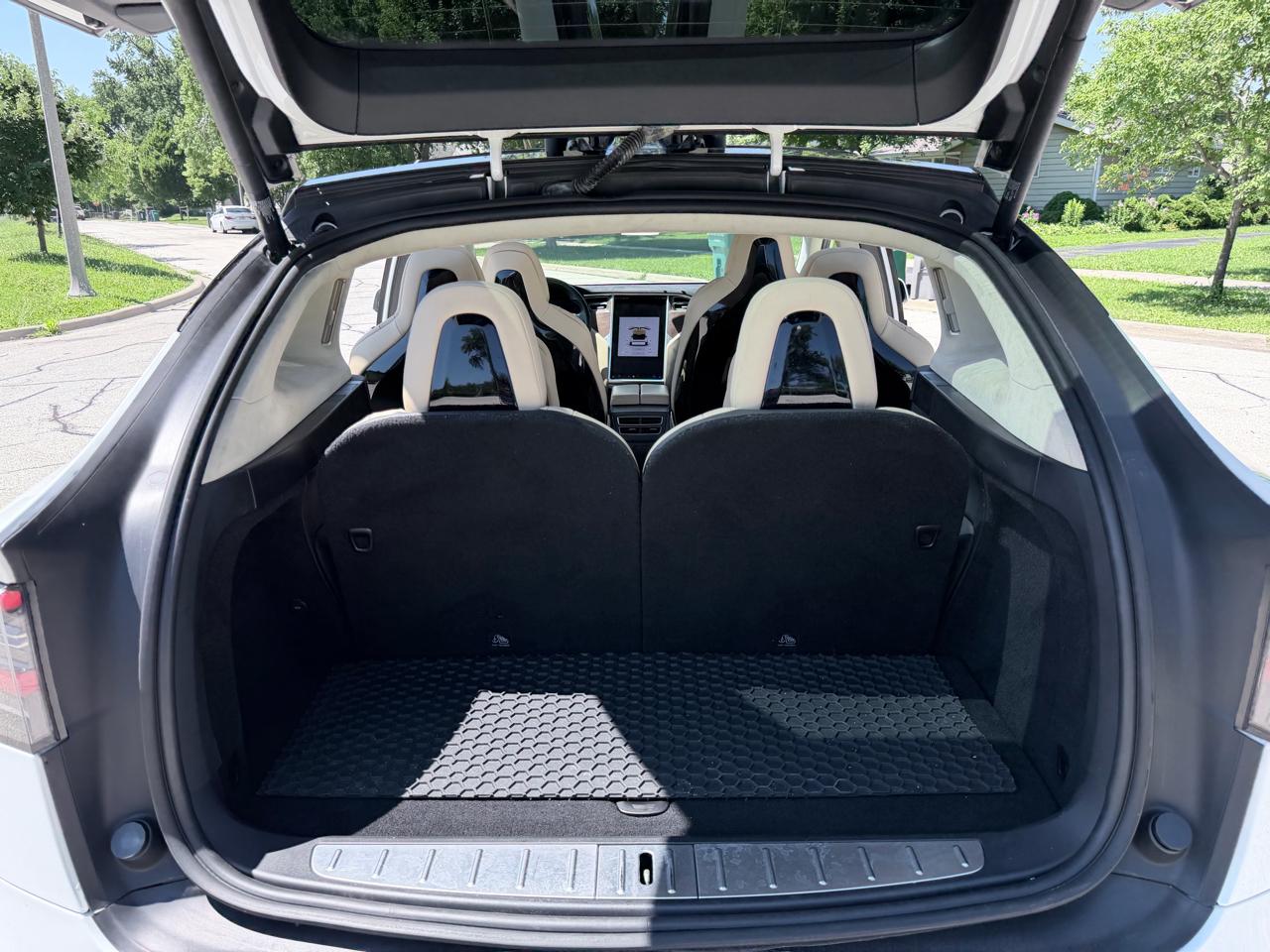 Tesla Model X AWD 4dr 90D 2016