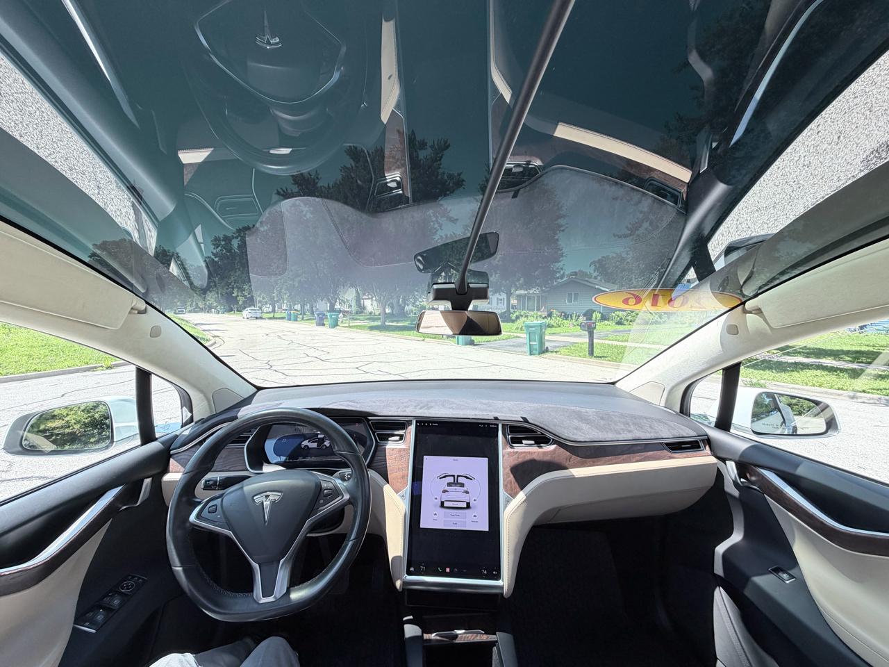Tesla Model X AWD 4dr 90D 2016