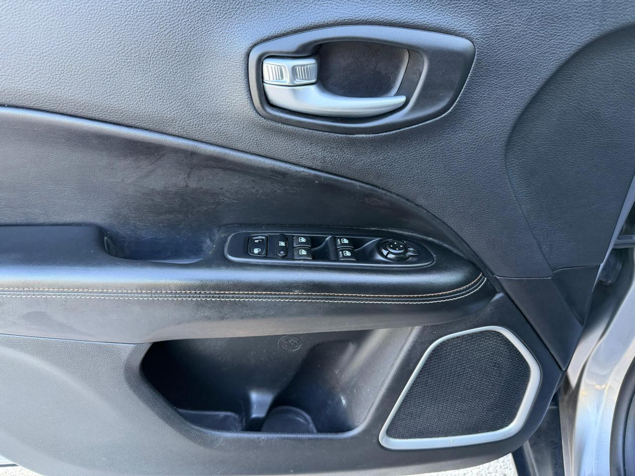 Jeep Compass Latitude FWD 2018